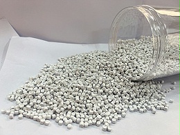 白色PVC颗粒
